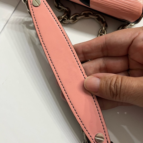 Pink Epi leather chain flower print twist wallet on chain silver hardware - Picture 12 of 16